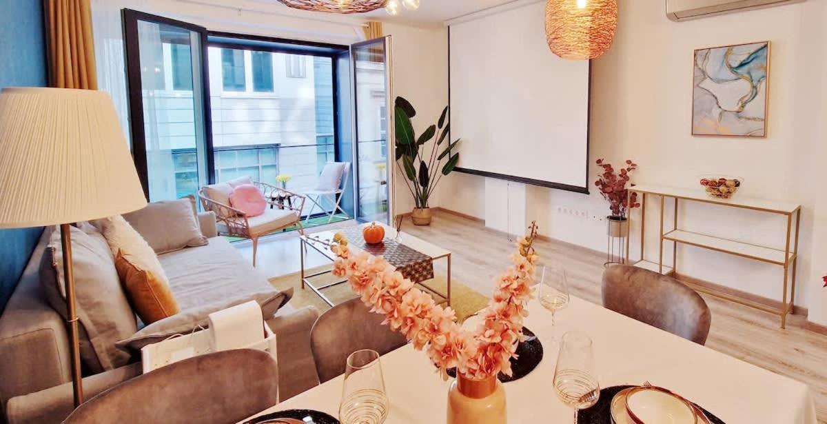 A101 - Liberty Bridge Projection Home With Free Parking 布达佩斯 外观 照片